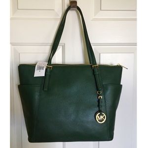 Michael Kors Jet Set Item Large Moss Tote